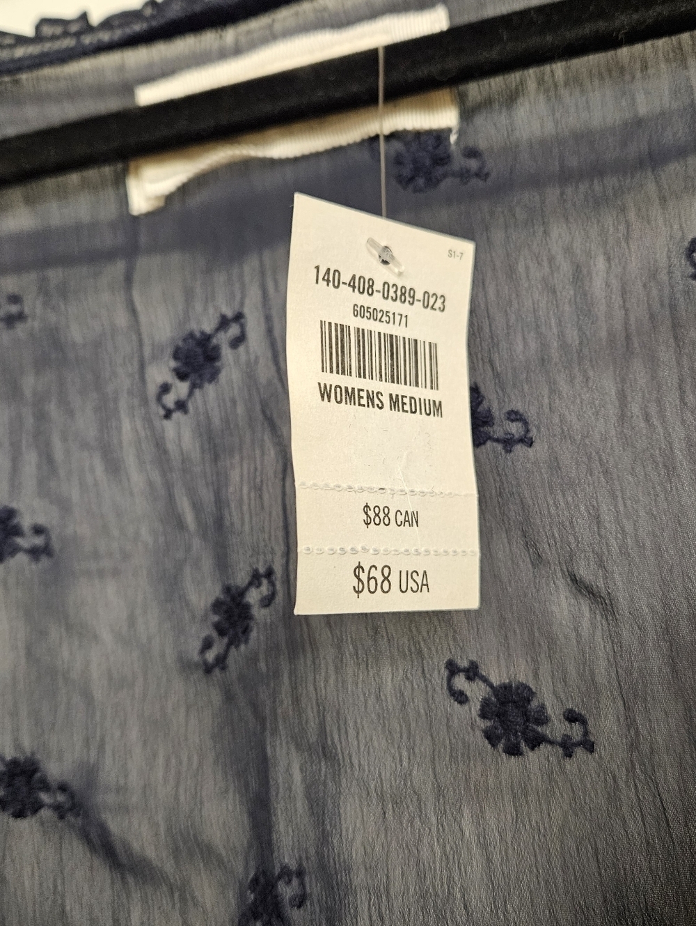 Abercrombie & Fitch Sheer Button Ruffle Cardigan Blouse Medium NWT $68 Retail - Picture 2 of 10